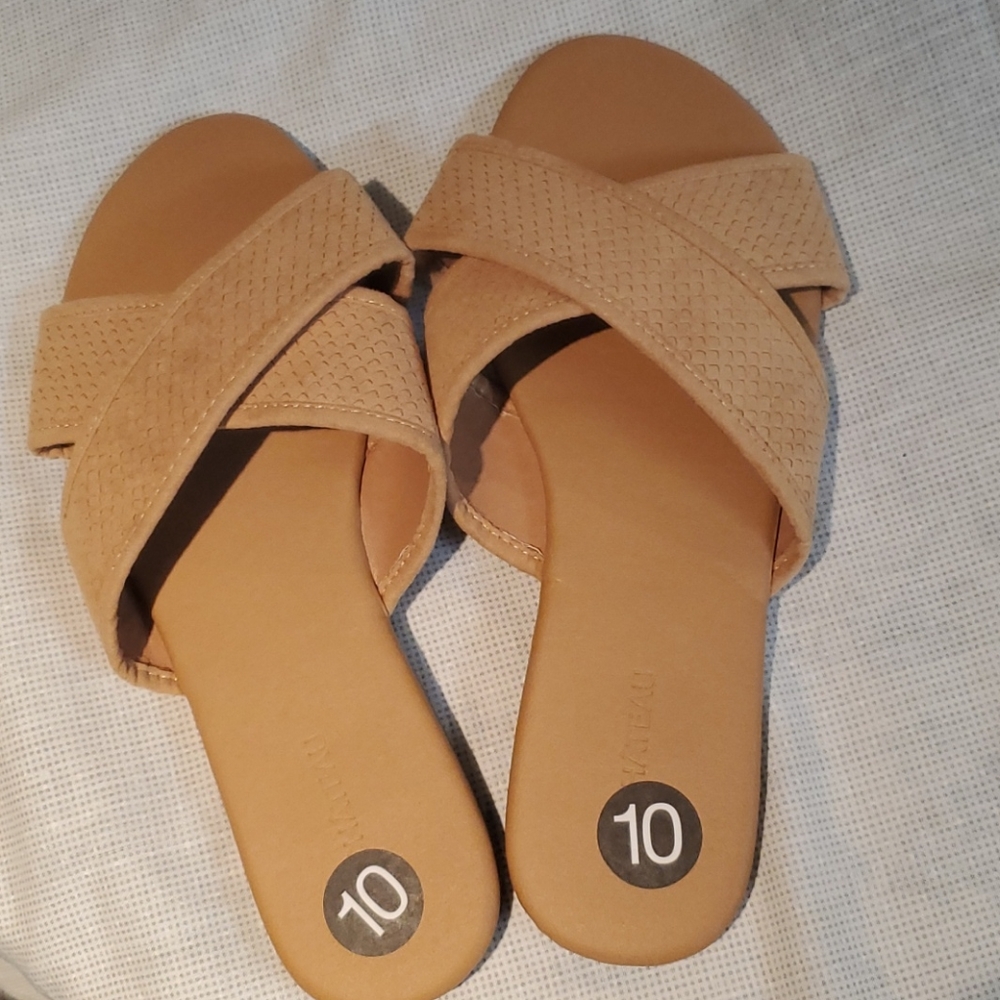 NWT Brown Sandals